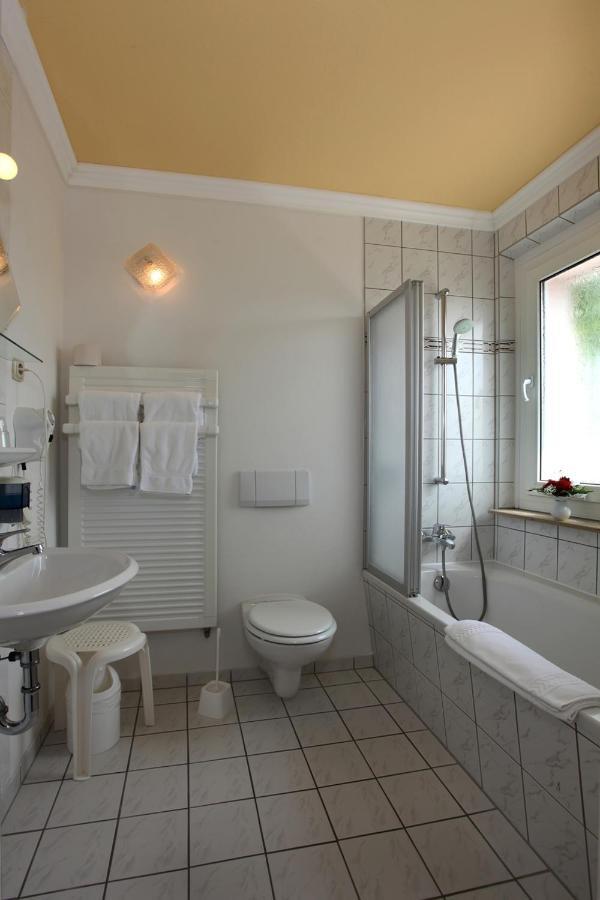 Parkhotel Neubrandenburg Habitación foto